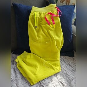 FIGS High Waisted Zamora Jogger Scrub Pants SMALL Regular LIMEADE LIMITED